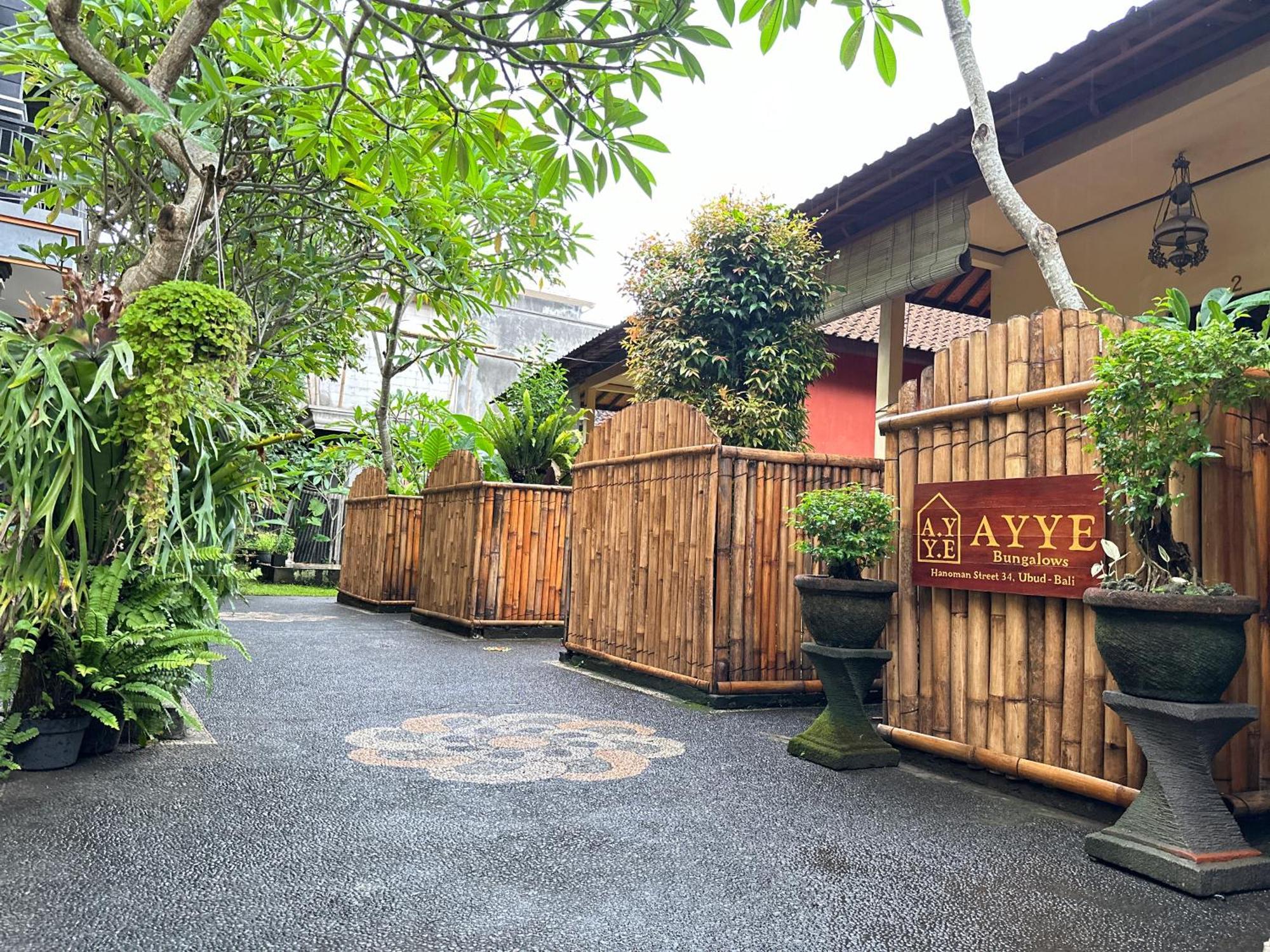 Ayye Bungalows Ubud Exterior foto