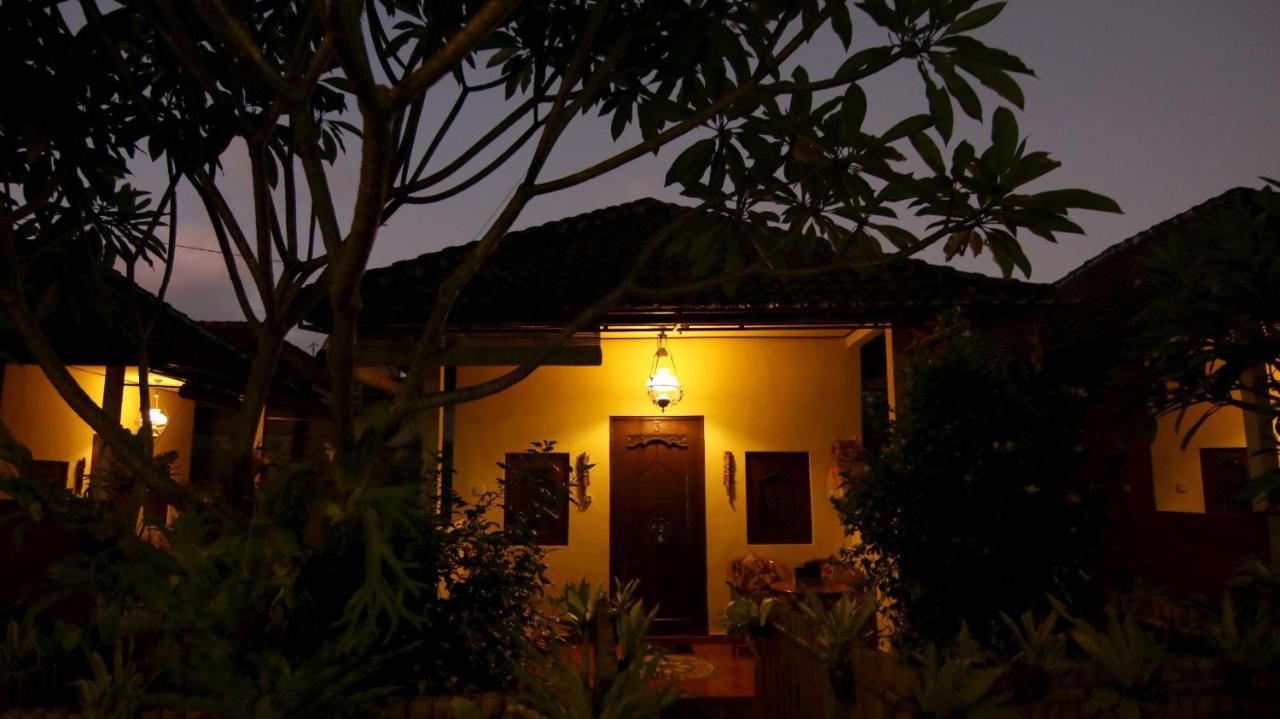 Ayye Bungalows Ubud Exterior foto